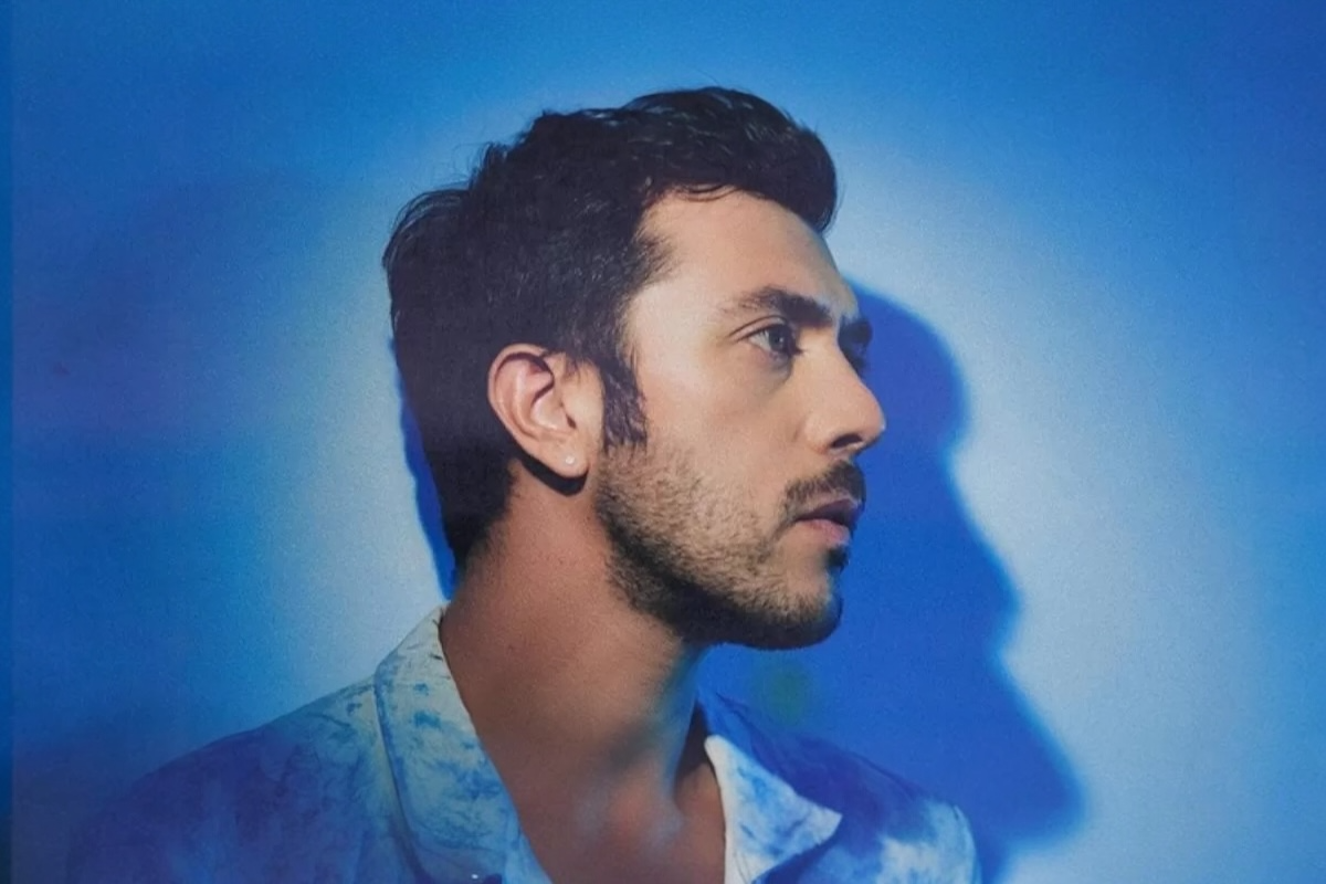 Exploring the Unique Blend of Pop, Folk, and Reggaeton in Gepe's Music - The Rising Star of Chilean Folk